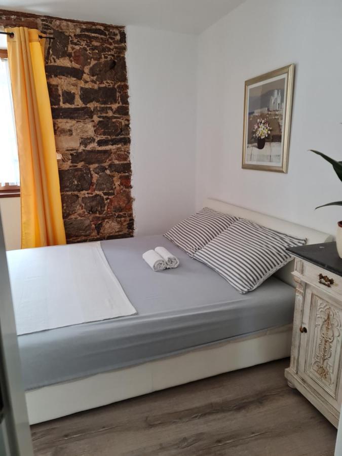 Rustic Apartment Senj  Bagian luar foto